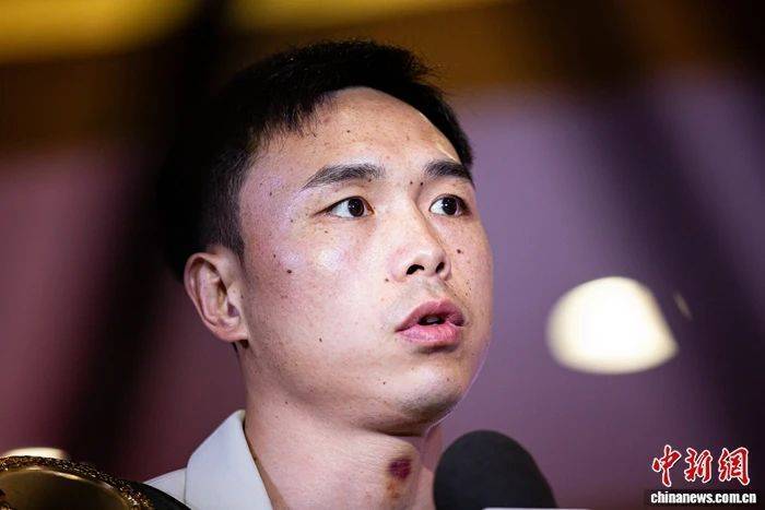 进行的职业, 败阿雷纳斯