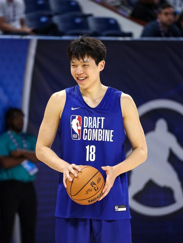 中国男篮可, 厚实